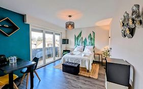 Studio Cosy Avec Balcon Avec Parking Gratuit Proche Centre Sportif Et De La Route Des Vins Alsace